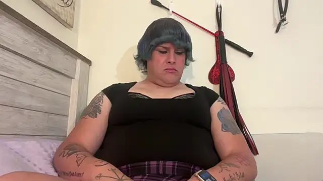 Julietserenity online show from 11-21-25, 06:01