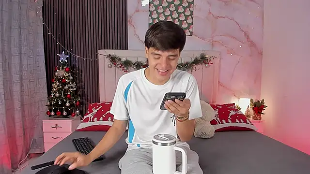 sweet petter online show from 12-18-25, 01:04