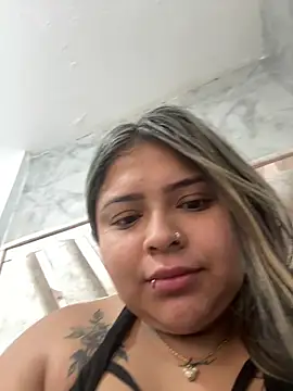 ashley-swift- online show from 06-17-26, 09:52