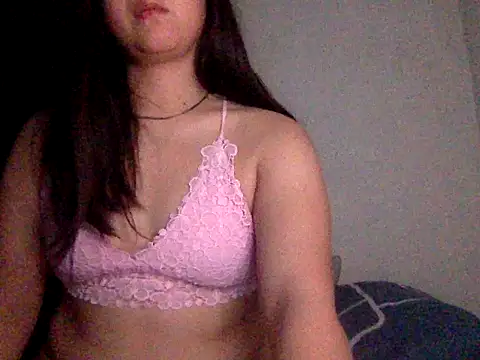 Snapshot of SOPHIELOVEGODDESS chatting on 07-19-26, 01:36 SOPHIELOVEGODDESS online show from 07-19-26, 01:36