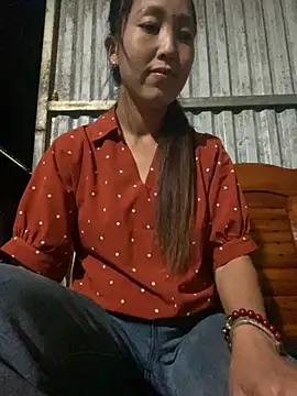 Snapshot of Huong-Ly chatting on 09-30-25, 07:25 Huong-Ly online show from 09-30-25, 07:25