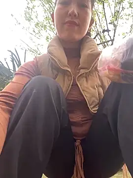 Huong-Ly online show from 02-13-26, 06:35