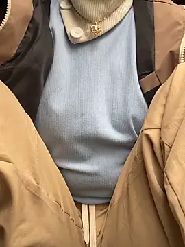 Huong-Ly online show from 02-23-26, 03:41