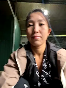 Huong-Ly online show from 11-01-25, 01:56