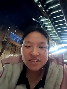 MuiNay online show from 01-12-26, 03:24