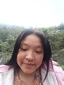 MuiNay online show from 12-21-25, 12:35