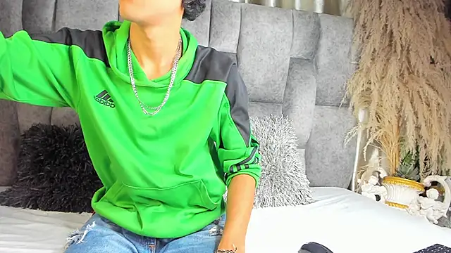 d3rke 666 online show from 10-30-25, 04:00