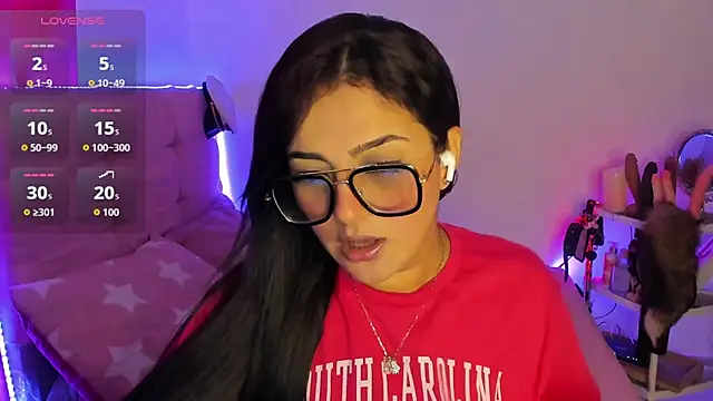 Snapshot of tatisdelicius chatting on 10-29-25, 04:06 tatisdelicius online show from 10-29-25, 04:06