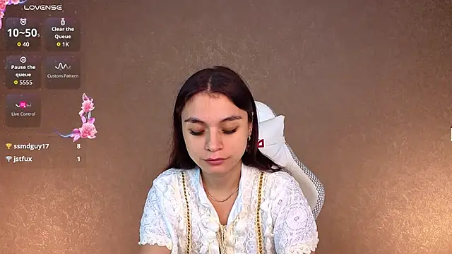 Snapshot of Leila_Hefner chatting on 09-12-25, 03:06 Leila Hefner online show from 09-12-25, 03:06