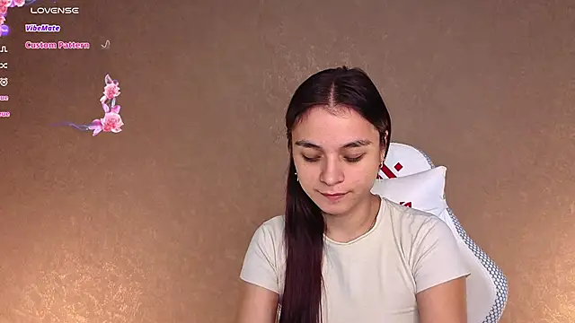 Snapshot of Leila_Hefner chatting on 09-09-25, 03:38 Leila Hefner online show from 09-09-25, 03:38