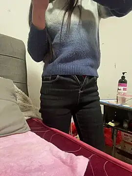 Snapshot of crhong666 chatting on 02-04-26, 12:38 crhong666 online show from 02-04-26, 12:38