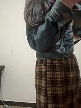 Snapshot of crhong666 chatting on 04-05-26, 12:39 crhong666 online show from 04-05-26, 12:39