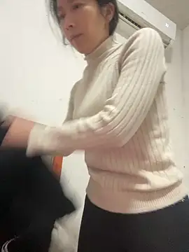 Snapshot of crhong666 chatting on 03-09-26, 12:36 crhong666 online show from 03-09-26, 12:36