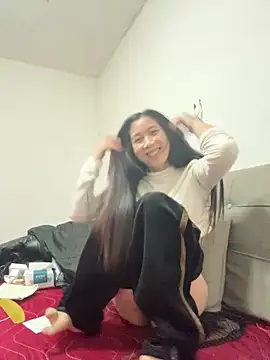 crhong666 online show from 12-21-25, 12:24