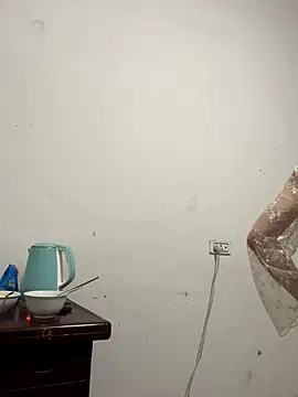 crhong666 online show from 10-31-25, 11:44