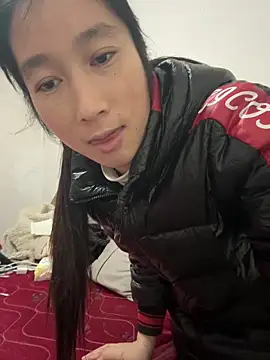 crhong666 online show from 12-22-25, 12:11