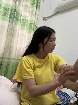 crhong666 online show from 10-24-25, 10:20