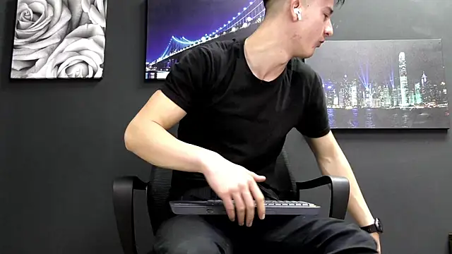 SirReed online show from 12-17-25, 09:58