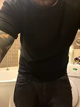 Snapshot of JeffryBoy36 chatting on 10-08-25, 11:05 JeffryBoy36 online show from 10-08-25, 11:05