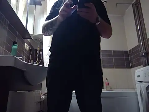 Snapshot of JeffryBoy36 chatting on 11-07-25, 01:10 JeffryBoy36 online show from 11-07-25, 01:10