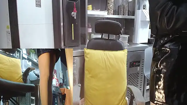 Eileen-L online show from 11-28-25, 02:34