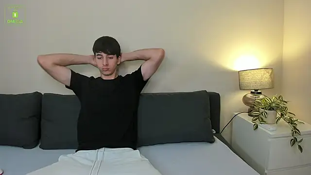 Snapshot of Quentin_Blake chatting on 11-02-25, 06:29 Quentin Blake online show from 11-02-25, 06:29