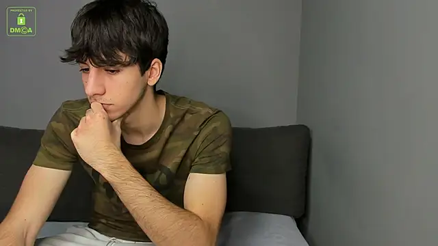 Snapshot of Quentin_Blake chatting on 12-03-25, 06:36 Quentin Blake online show from 12-03-25, 06:36