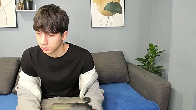 Snapshot of Quentin_Blake chatting on 11-22-25, 06:34 Quentin Blake online show from 11-22-25, 06:34