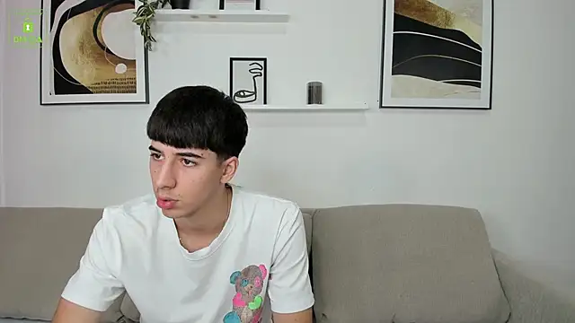 Snapshot of Quentin_Blake chatting on 09-14-25, 05:30 Quentin Blake online show from 09-14-25, 05:30