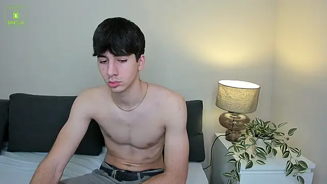 Snapshot of Quentin_Blake chatting on 11-11-25, 06:30 Quentin Blake online show from 11-11-25, 06:30