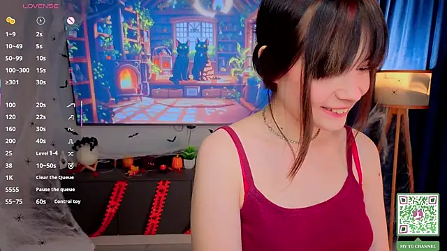 Honeey Beee online show from 11-02-25, 04:34