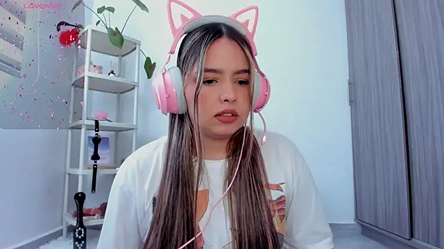 Alana Banana  online show from 10-02-25, 03:26