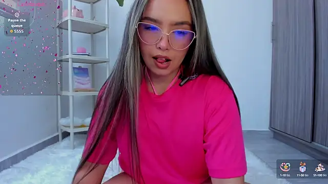 Alana Banana  online show from 09-25-25, 04:13