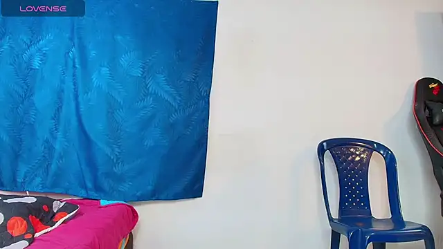 Snapshot of dominant_hipss chatting on 02-19-26, 03:53 dominant hipss online show from 02-19-26, 03:53