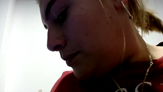 Snapshot of dominant_hipss chatting on 10-01-25, 01:33 dominant hipss online show from 10-01-25, 01:33