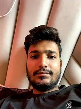 Snapshot of the_Shinchan@xh chatting on 09-14-25, 04:02 the Shinchanxh online show from 09-14-25, 04:02