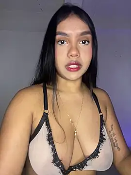 Michelle johnson  online show from 10-17-25, 06:53