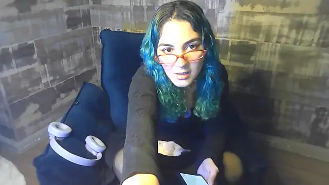peetitefairy online show from 07-04-26, 06:09
