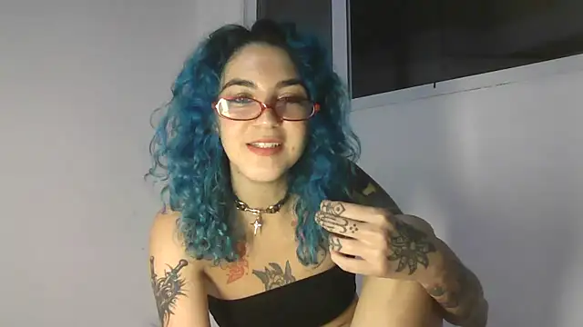 peetitefairy online show from 05-16-26, 06:56