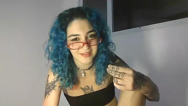 peetitefairy online show from 05-16-26, 06:23