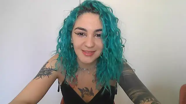 Snapshot of peetitefairy chatting on 10-15-25, 06:16 peetitefairy online show from 10-15-25, 06:16