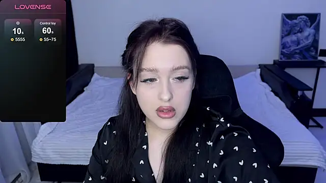 Snapshot of Sunshine_J chatting on 02-04-26, 06:36 Sunshine J online show from 02-04-26, 06:36