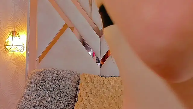 Snapshot of anni_honeyriveras chatting on 09-24-25, 07:09 anni honeyriveras online show from 09-24-25, 07:09