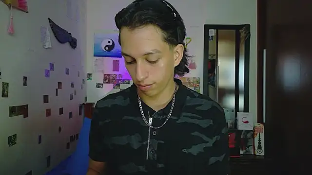 DannyPhantom555 online show from 04-07-26, 09:05