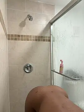 LuckyKhloe online show from 05-03-26, 02:27