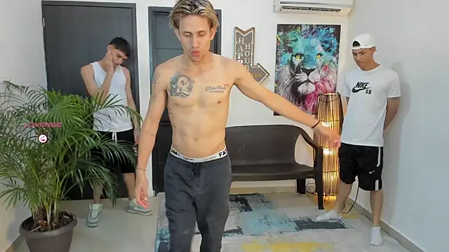 Playhardsex  online show from 09-23-25, 11:01