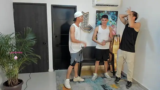 Playhardsex  online show from 09-24-25, 11:21