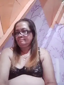 Snapshot of vickyhot1966 chatting on 06-02-26, 08:09 vickyhot1966 online show from 06-02-26, 08:09