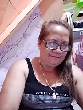 Snapshot of vickyhot1966 chatting on 06-05-26, 07:52 vickyhot1966 online show from 06-05-26, 07:52