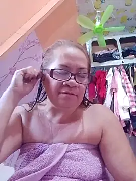 Snapshot of vickyhot1966 chatting on 06-09-26, 08:26 vickyhot1966 online show from 06-09-26, 08:26